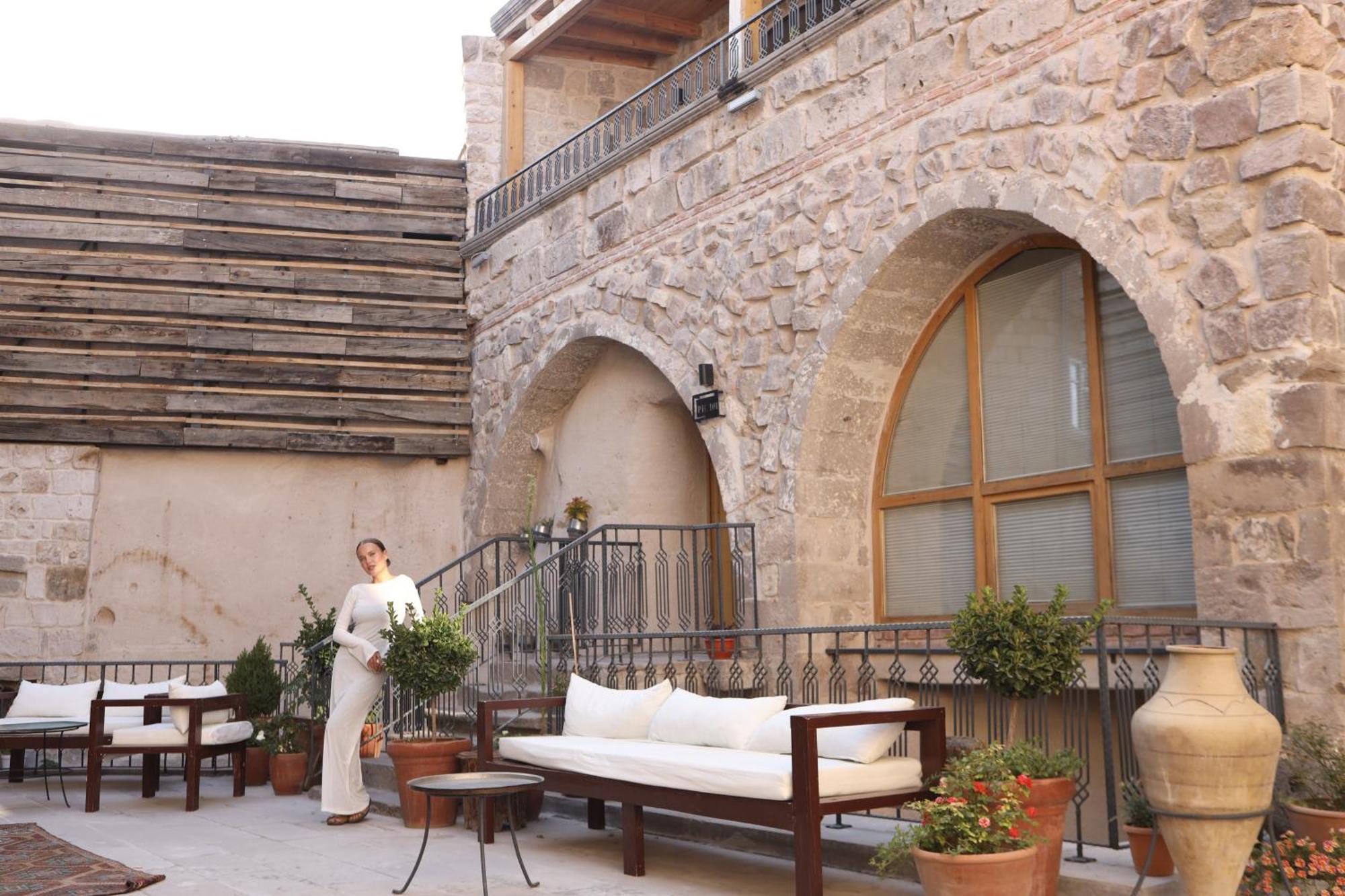 Pinhan Cave Suites Учисар Экстерьер фото