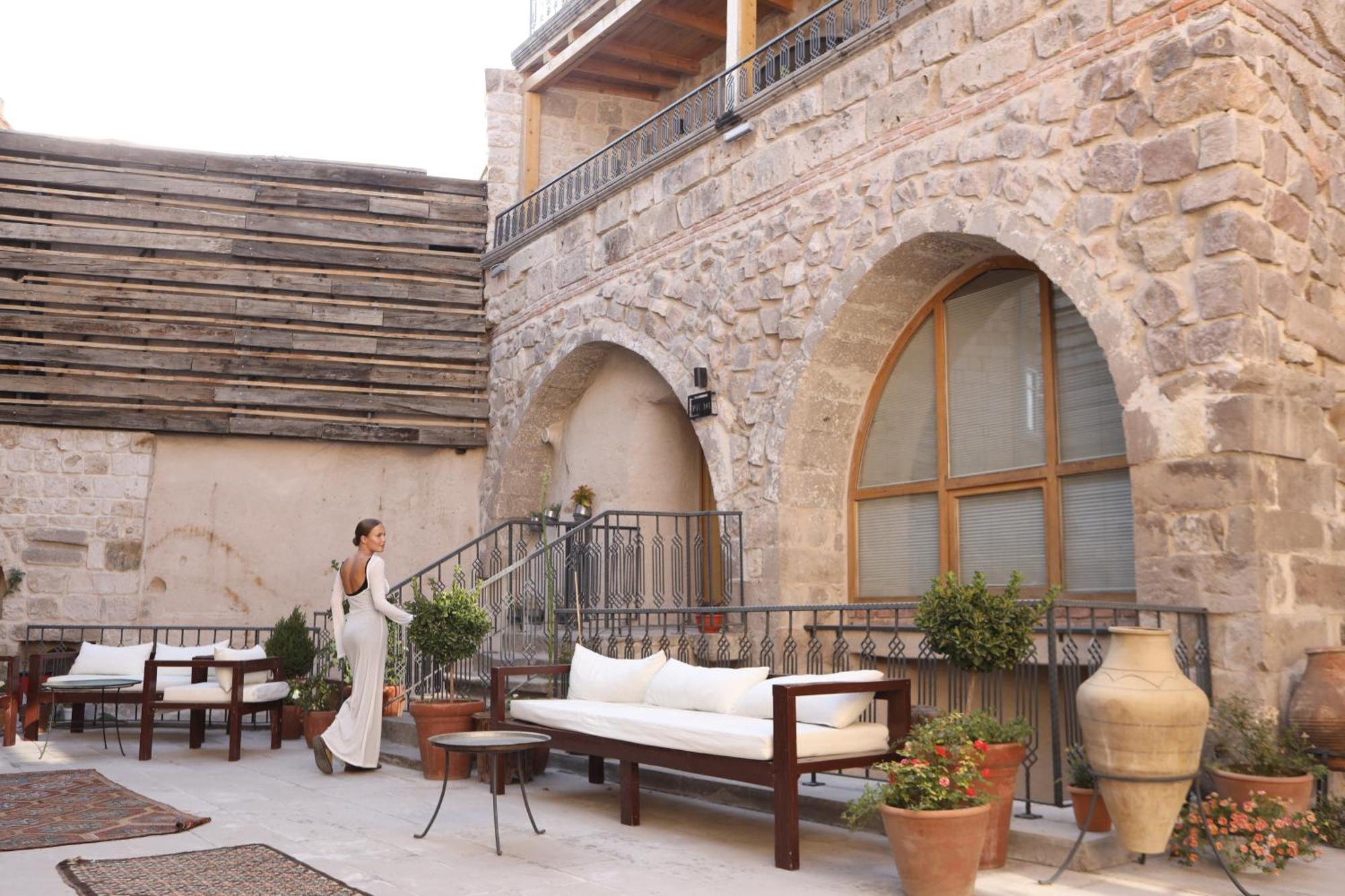 Pinhan Cave Suites Учисар Экстерьер фото